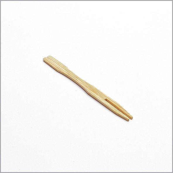 Disposable Bamboo Skewers for food and salad Bamboo stick Disposable Bamboo Skewers for food and salad Bamboo stick